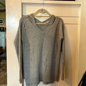 Funky oversized , made to look worn, sweater, grey w/shimmer, great condition